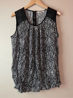 🐱 Daniel Rainn | Sz 1x Sleeveless Top